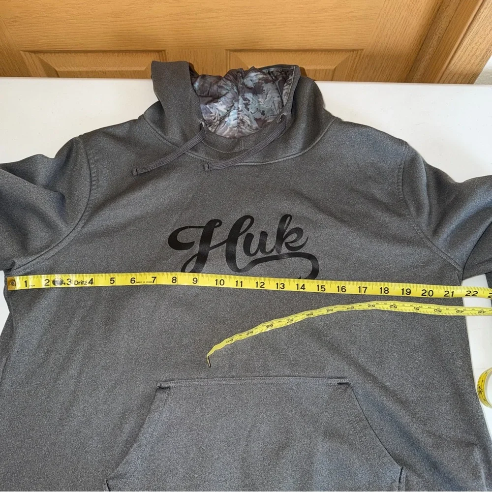 Huk Charcoal Sweatshirt size XL